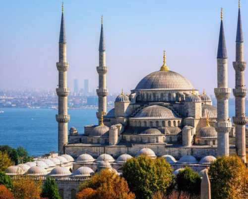 blue mosque Turkey where to stay in istanbul 1024x664 2